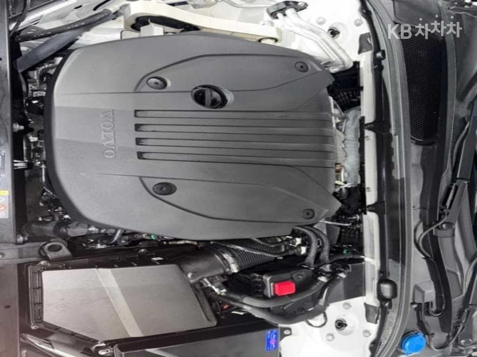 Volvo S60 3-토 поколение2.0 B5 Ultra Bright - 19