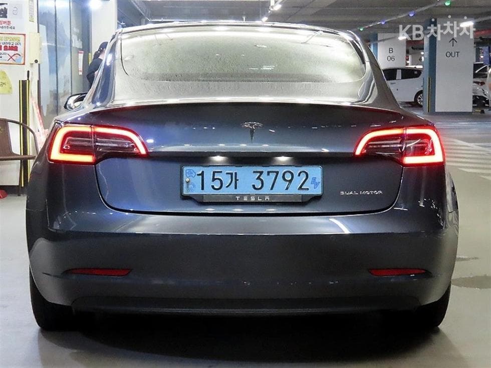 테슬라 Model 3Long Range - 5