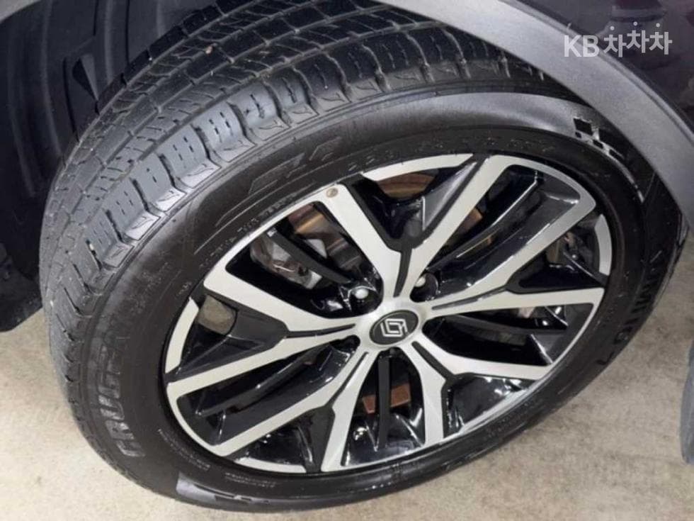 Рено Корея The New (фейслифт) QM62.0 GDe 2WD RE Signature - 19