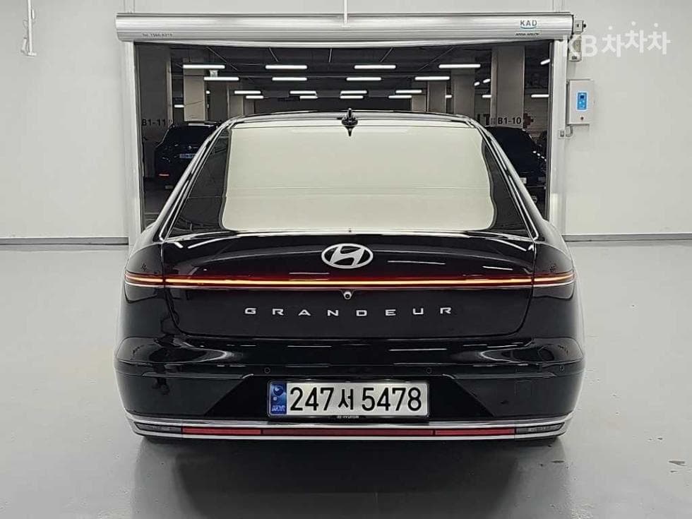 Hyundai The All New Grandeur (Azera) Hybrid1.6 Turbo Gasoline Exclusive - 3