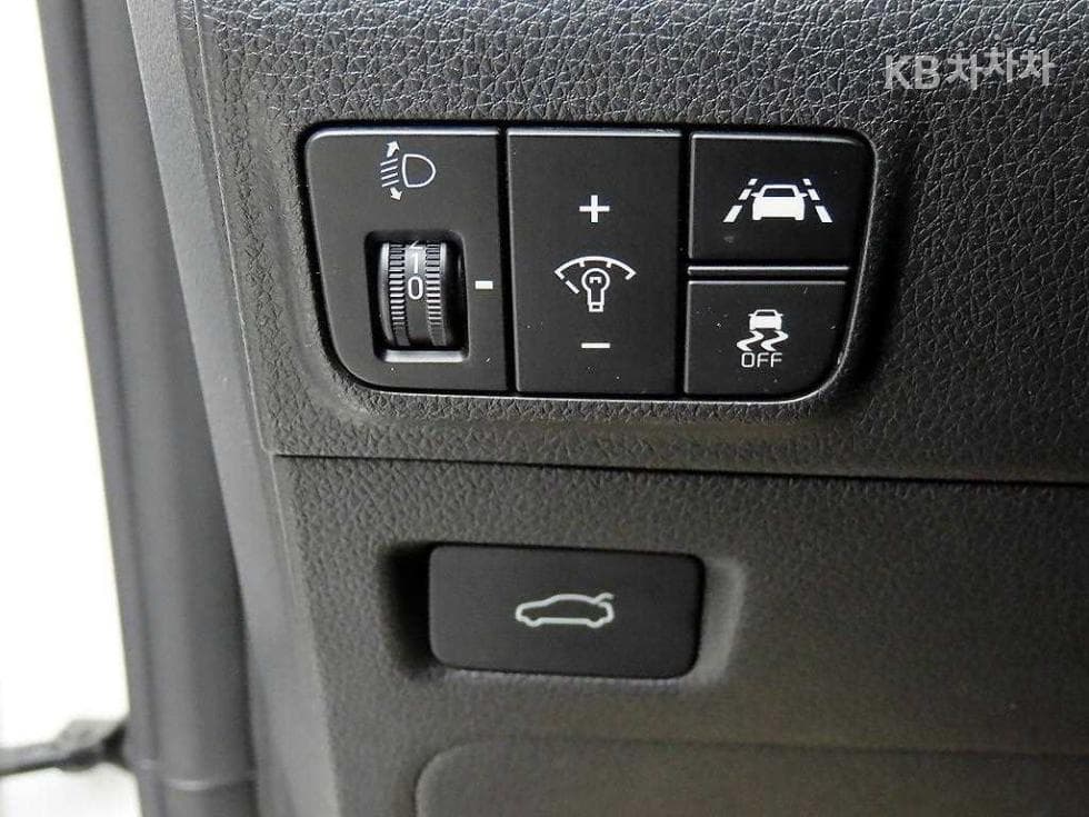 Kia K5 3rd Gen2.0 LPI Rent-car Standard - 12