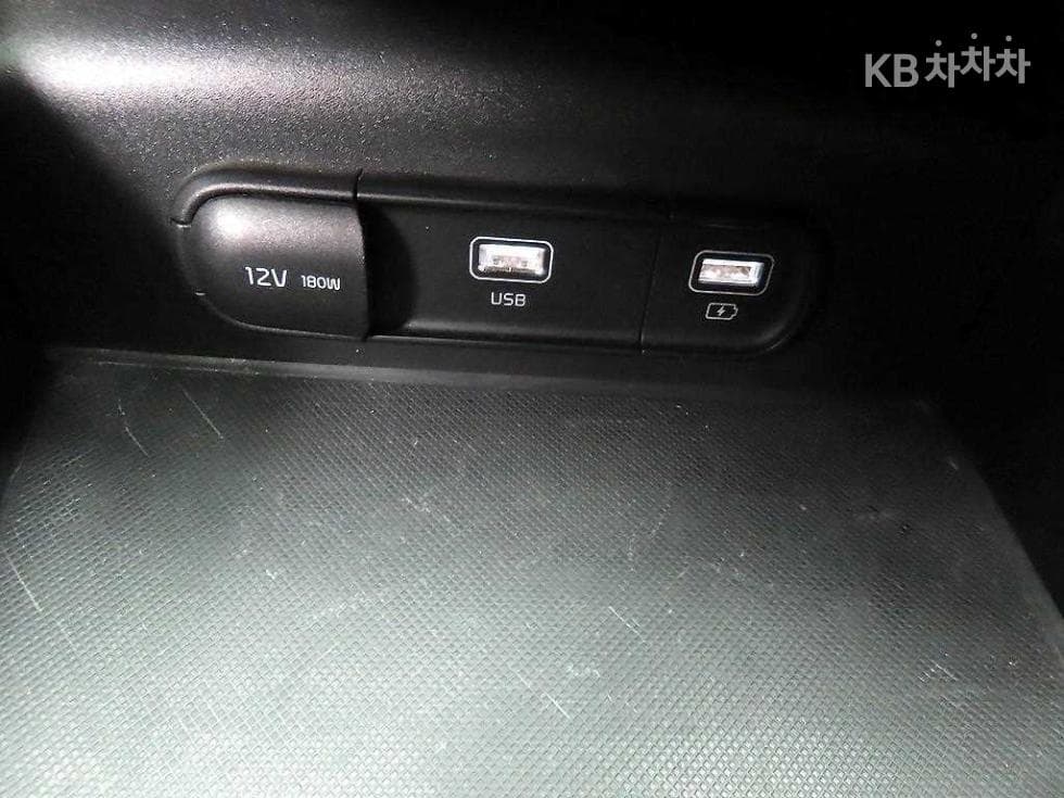 Kia K5 3rd Gen2.0 LPI Rent-car Standard - 13