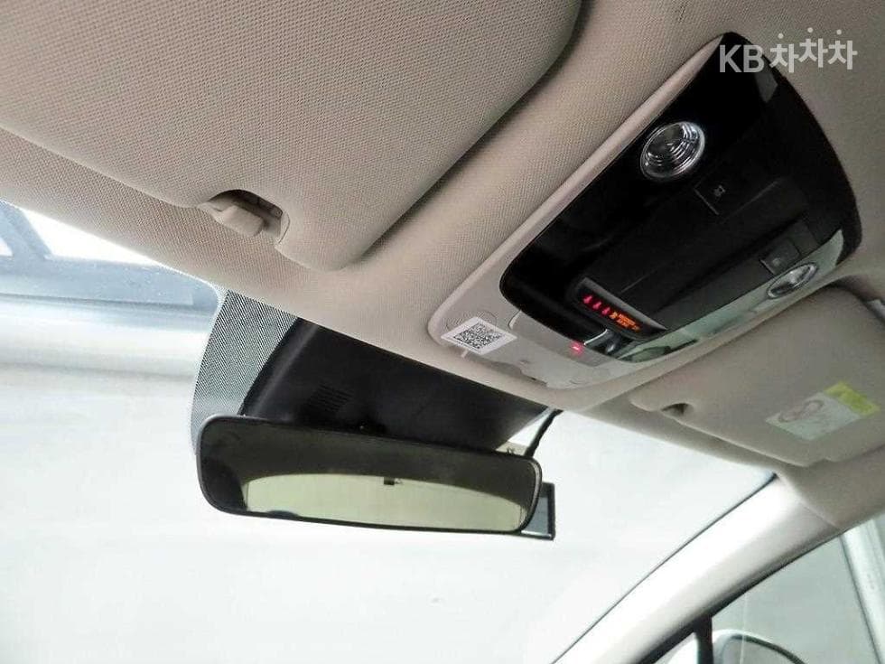 Kia K5 3rd Gen2.0 LPI Rent-car Standard - 16