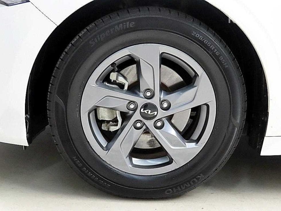 Kia K5 3rd Gen2.0 LPI Rent-car Standard - 19