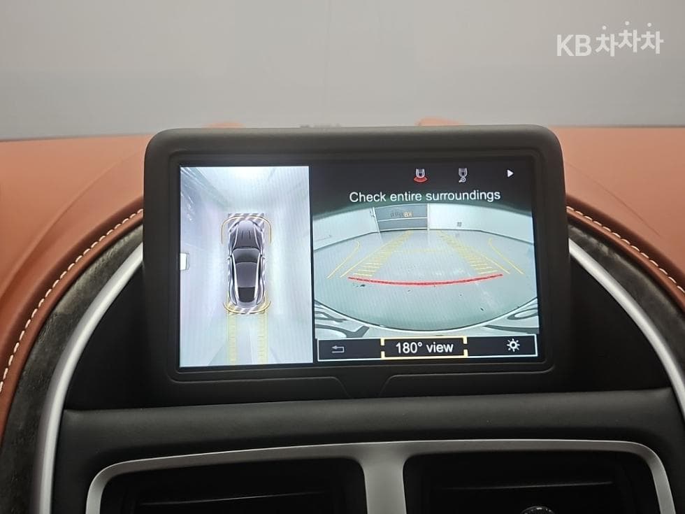 애스턴마틴 DB114.0 V8 Купе - 14