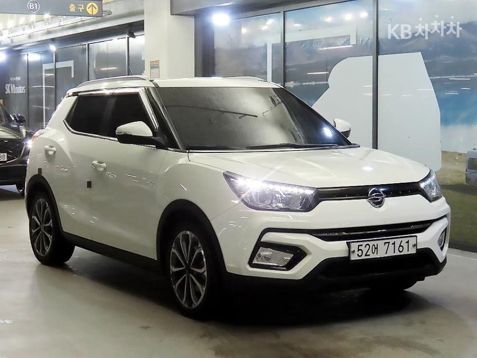 КейДжи Мобилити Тиволи 아머 1.6 Бензин VX 2WD - Image 1