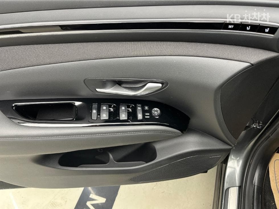 Hyundai The All New Tucson Hybrid(NX (Lexus SUV)4)1.6T HEV Inspiration - 11
