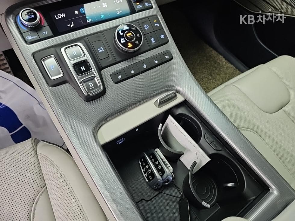 Hyundai The New (facelift) Palisade3.8 Gasoline 4WD Calligraphy - 8
