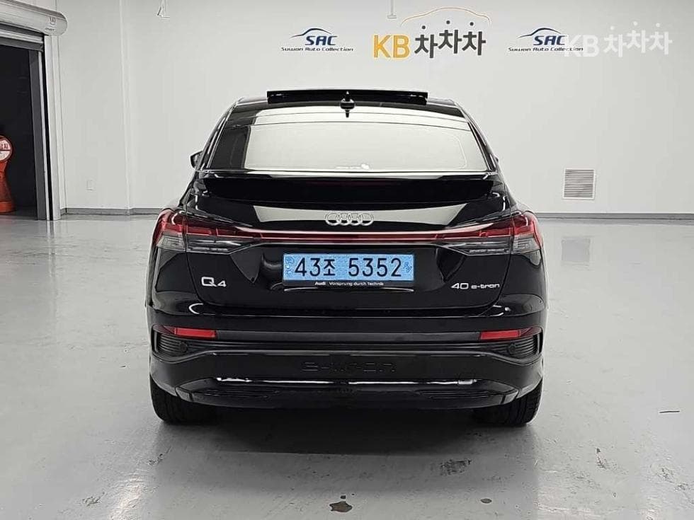 Ауди Q4 e-tron40 Sportback Premium - 3