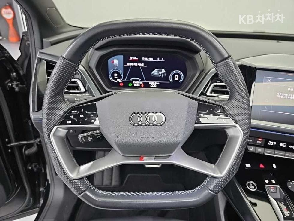 Ауди Q4 e-tron40 Sportback Premium - 9