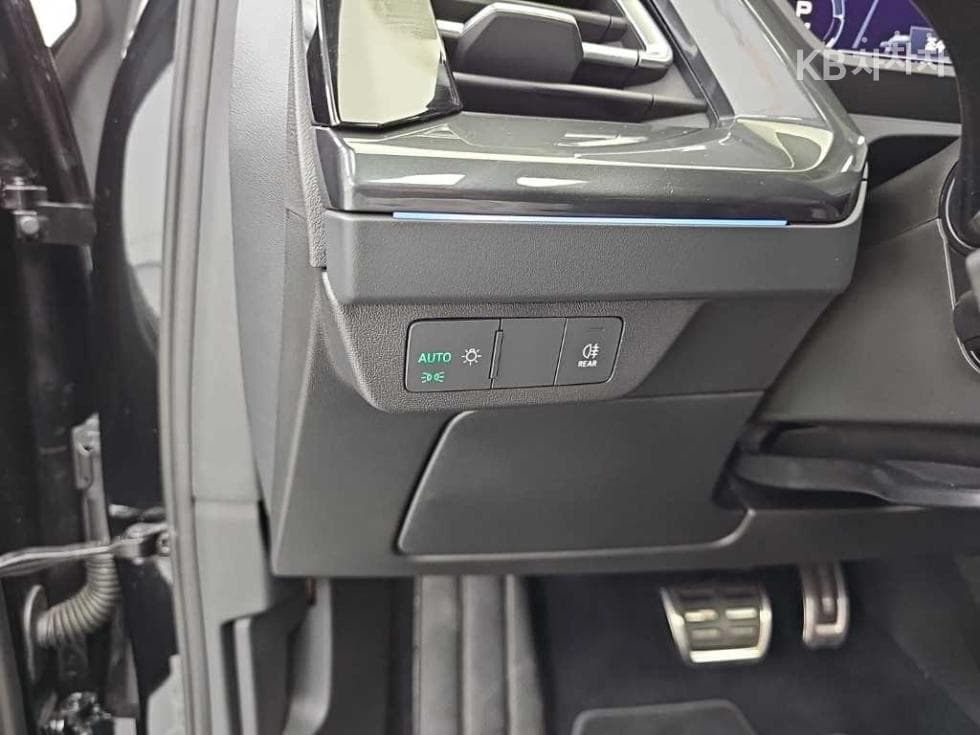 Ауди Q4 e-tron40 Sportback Premium - 18