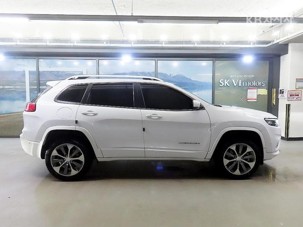 지프 체로키(KL)2.2 Дизел AWD Overland - 3