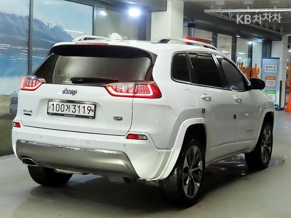 지프 체로키(KL)2.2 Дизел AWD Overland - 4