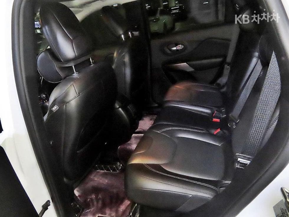 지프 체로키(KL)2.2 Дизел AWD Overland - 7