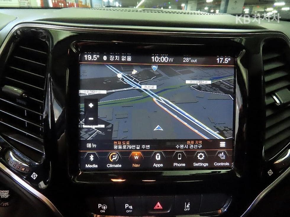 지프 체로키(KL)2.2 Дизел AWD Overland - 13