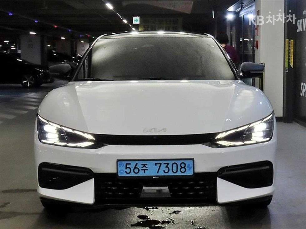 Киа EV6롱 레Местен지 4x4 GT-Line - 2
