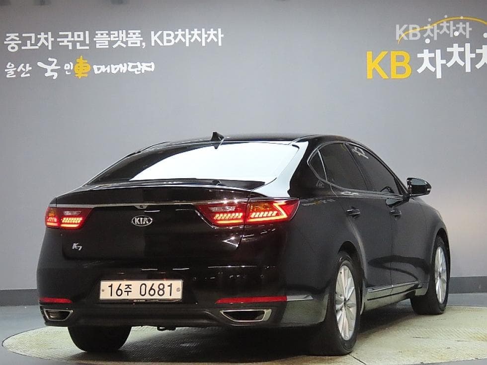 Kia All New K72.4 GDI Prestige - 4
