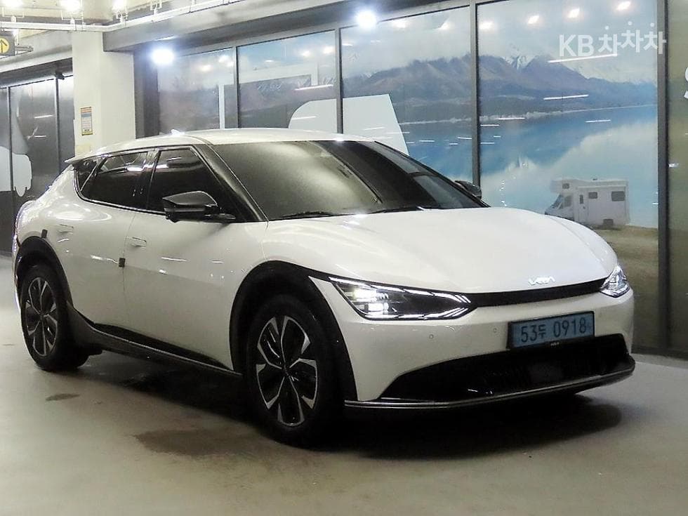 Киа EV6 롱 레Местен지 2WD 어스 - Image 1
