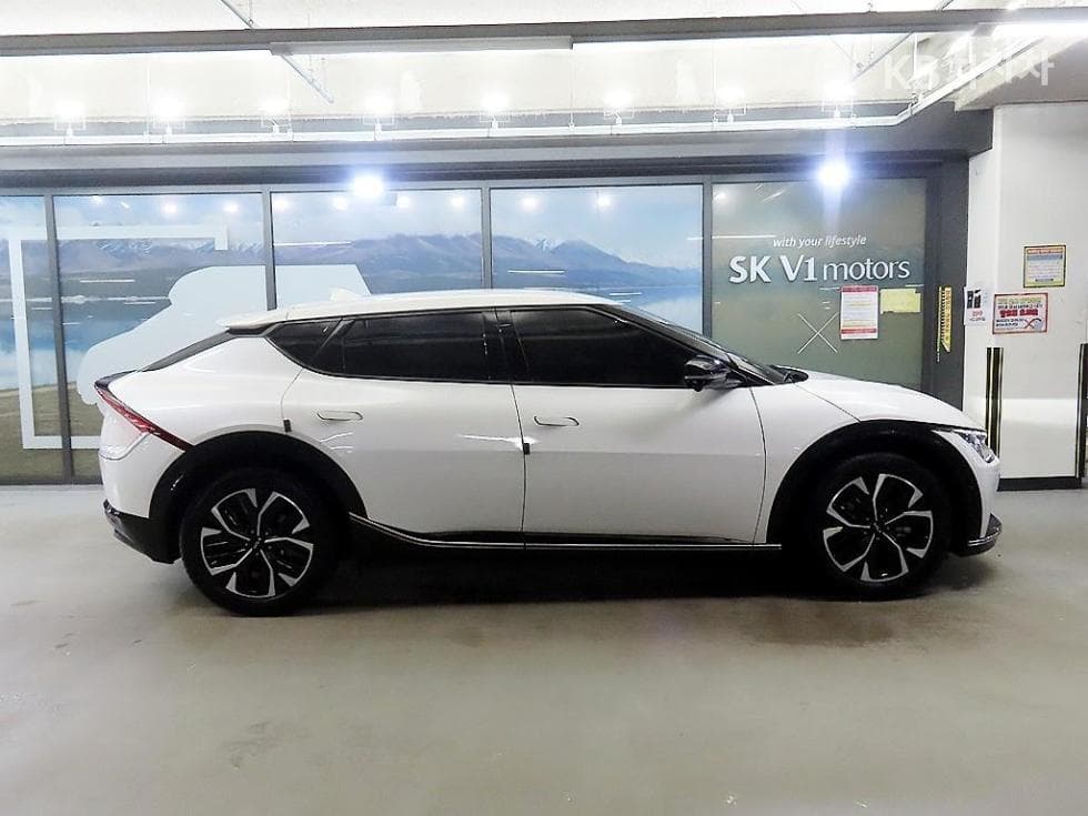 Киа EV6롱 레Местен지 2WD 어스 - 3