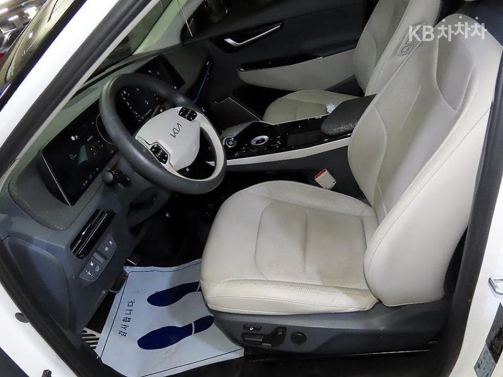 Киа EV6롱 레Местен지 2WD 어스 - 6
