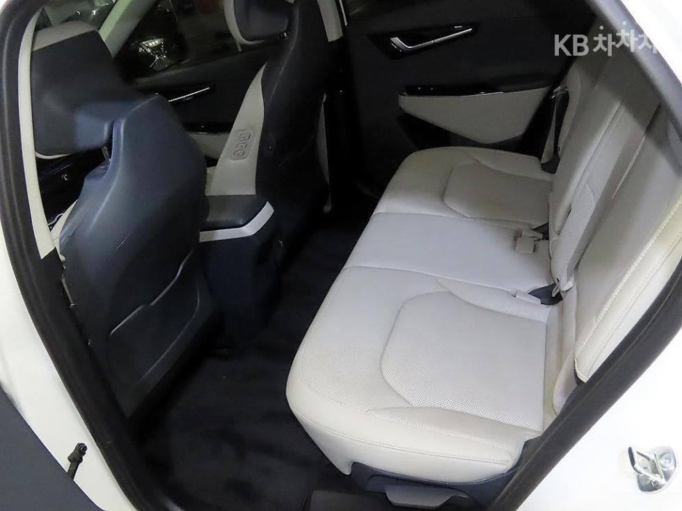 Киа EV6롱 레Местен지 2WD 어스 - 7