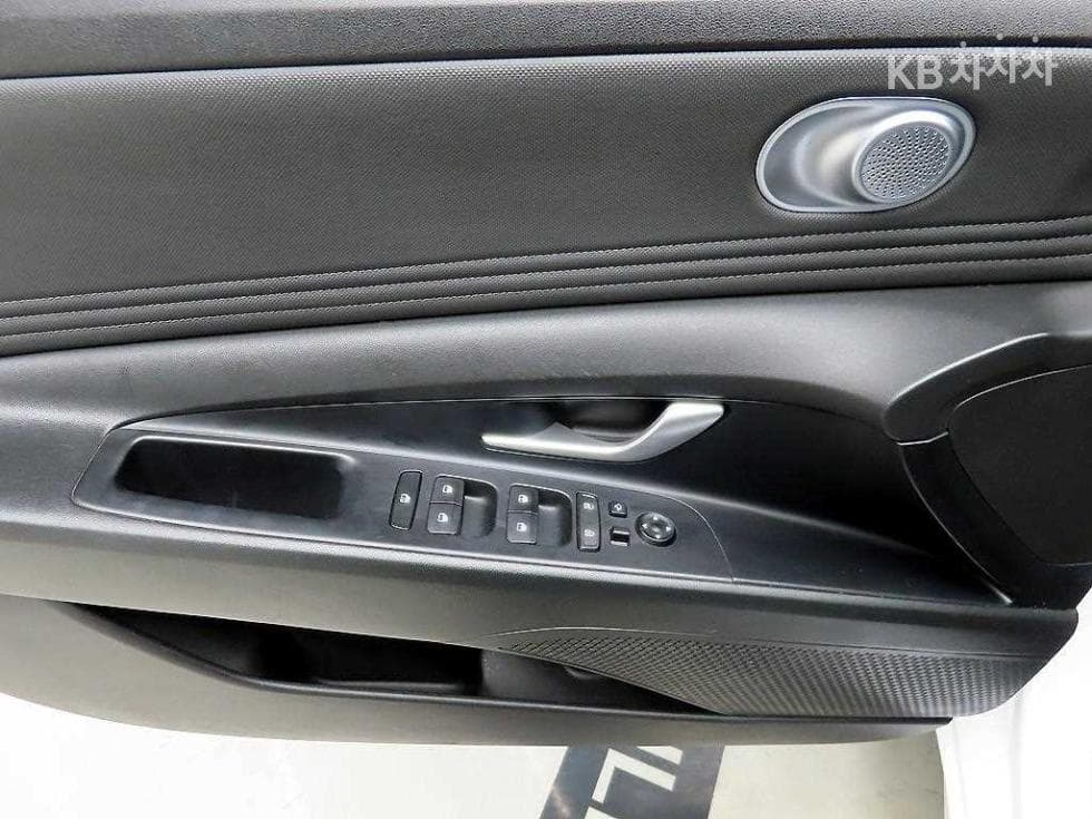 Hyundai All New Avante (Elantra)(CN7)1.6 Gasoline Modern - 11