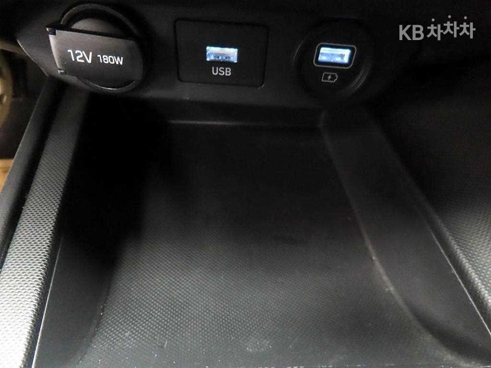 Hyundai All New Avante (Elantra)(CN7)1.6 Gasoline Modern - 13
