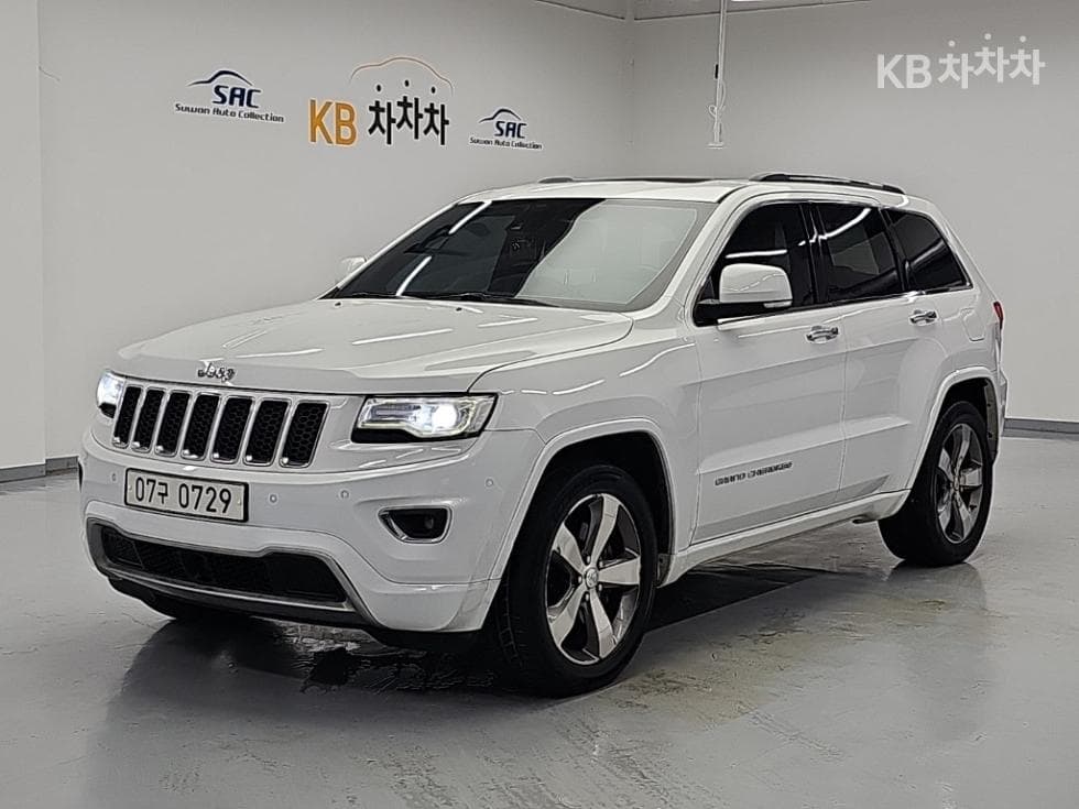 지프 그랜드 체로키 3.0 CRD 오버랜드 WK2 - Image 1