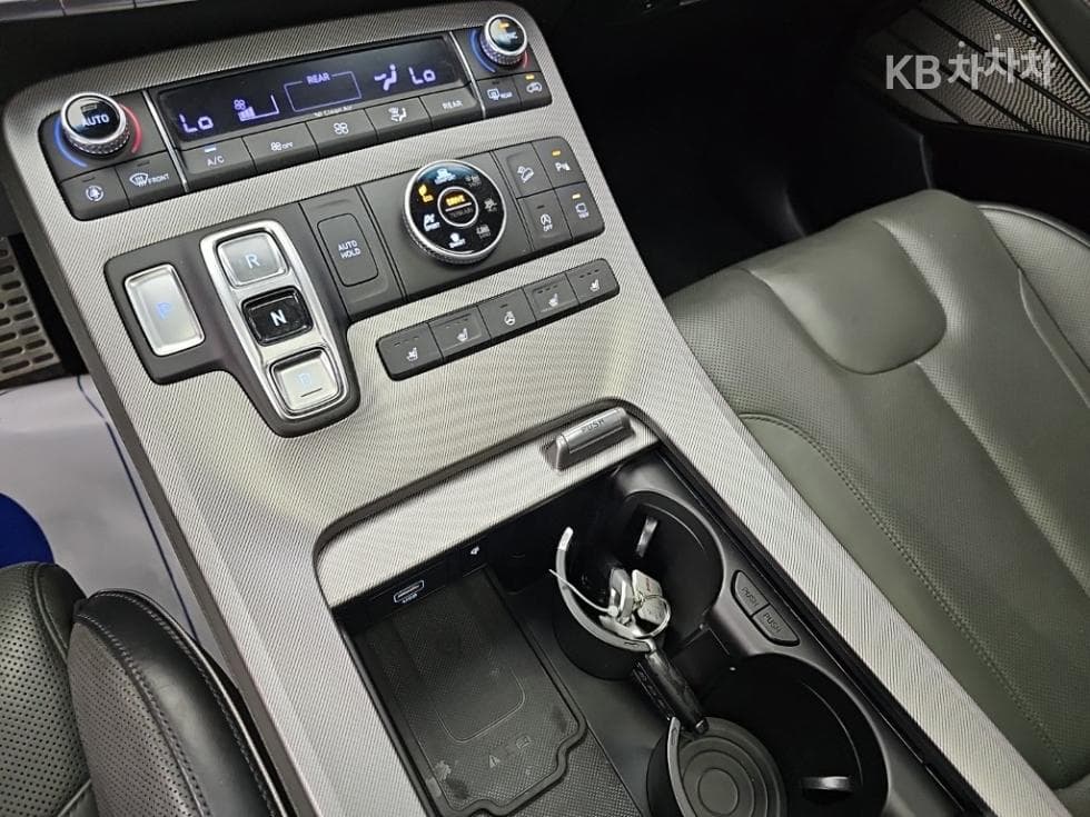 Hyundai Palisade3.8 Gasoline 7-seater (Limousine) AWD Calligraphy - 8