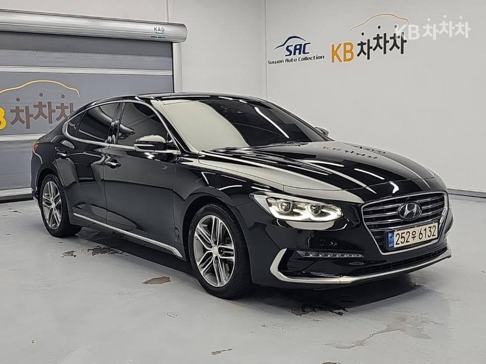 Хюндай Grandeur (Azera)IGРент-а-кар 3.0 LPi Exclusive Стандартен - 4