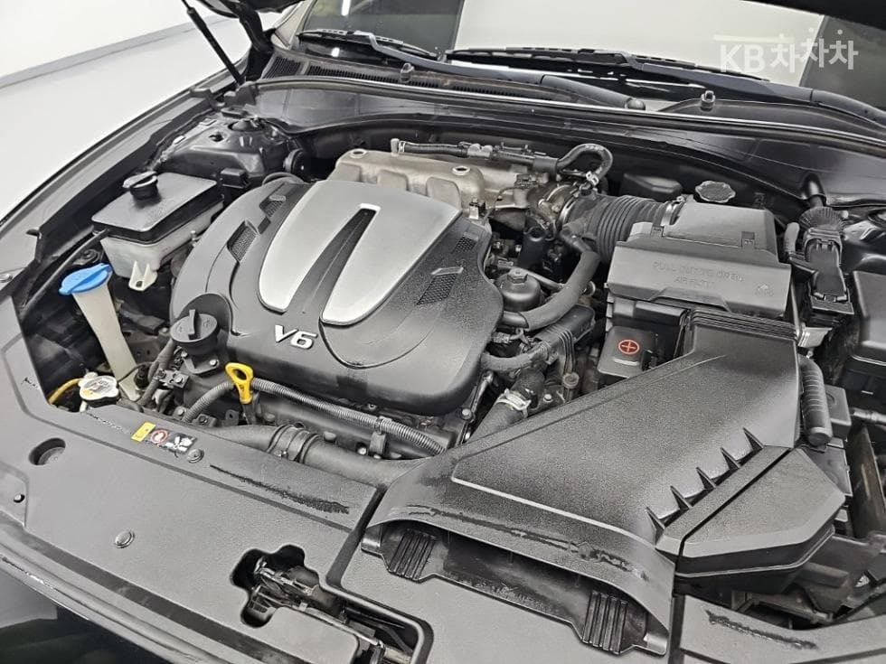 Хюндай Grandeur (Azera)IGРент-а-кар 3.0 LPi Exclusive Стандартен - 5