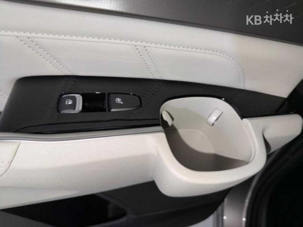 Киа The New (фейслифт) Sorento Хибрид MQ41.6T HEV 4x4 Noblesse - 17