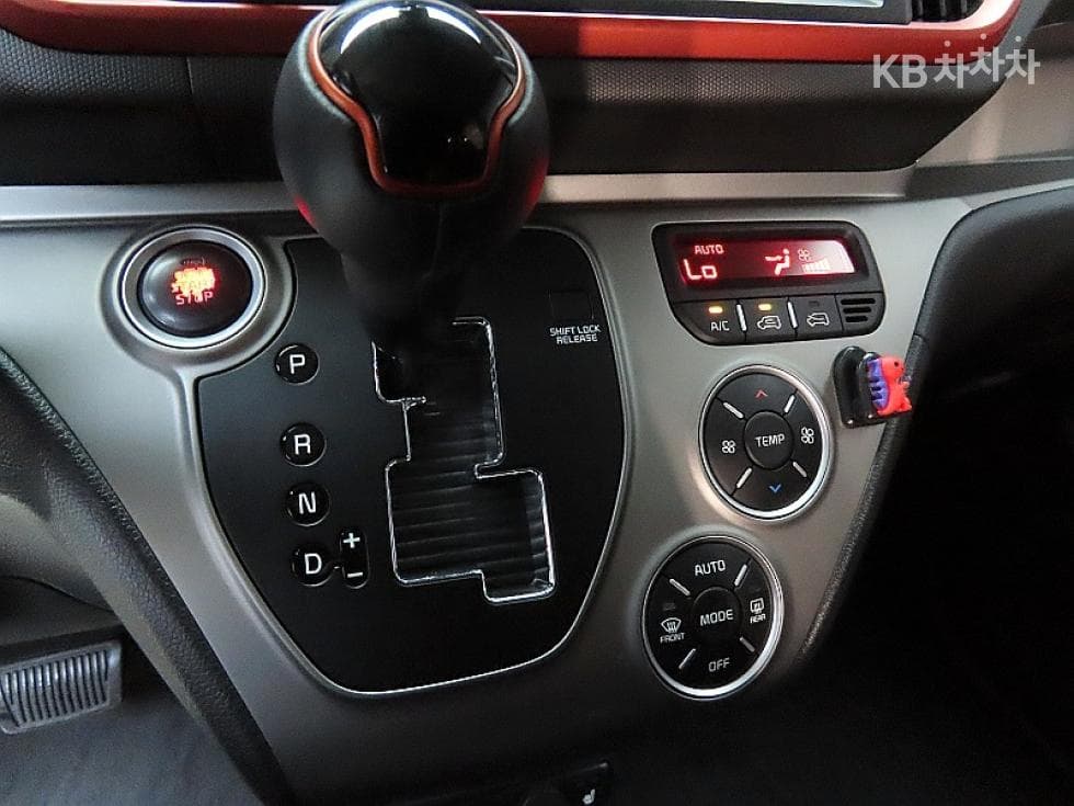Kia The New (facelift) Ray (van)1.0 Gasoline Signature - 9