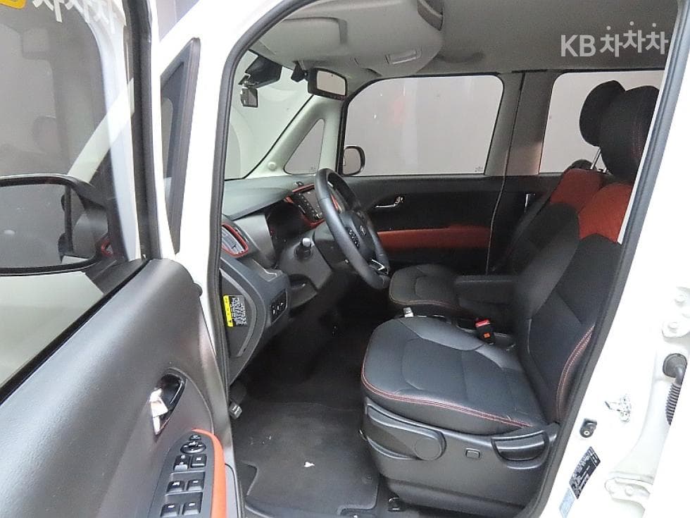 Kia The New (facelift) Ray (van)1.0 Gasoline Signature - 10