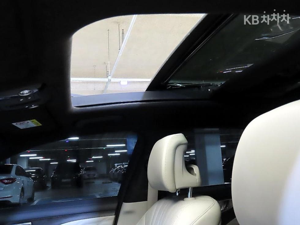 Kia K8 Hybrid1.6 Turbo Signature - 14