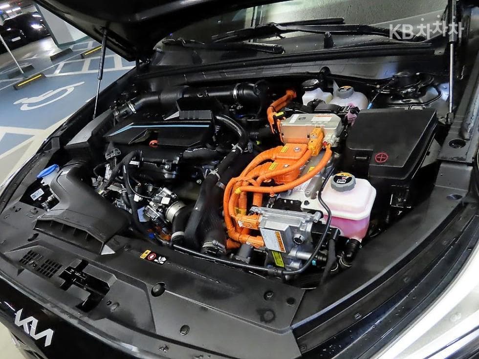 Kia K8 Hybrid1.6 Turbo Signature - 19
