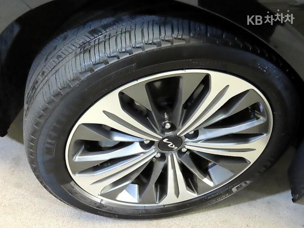Kia K8 Hybrid1.6 Turbo Signature - 20