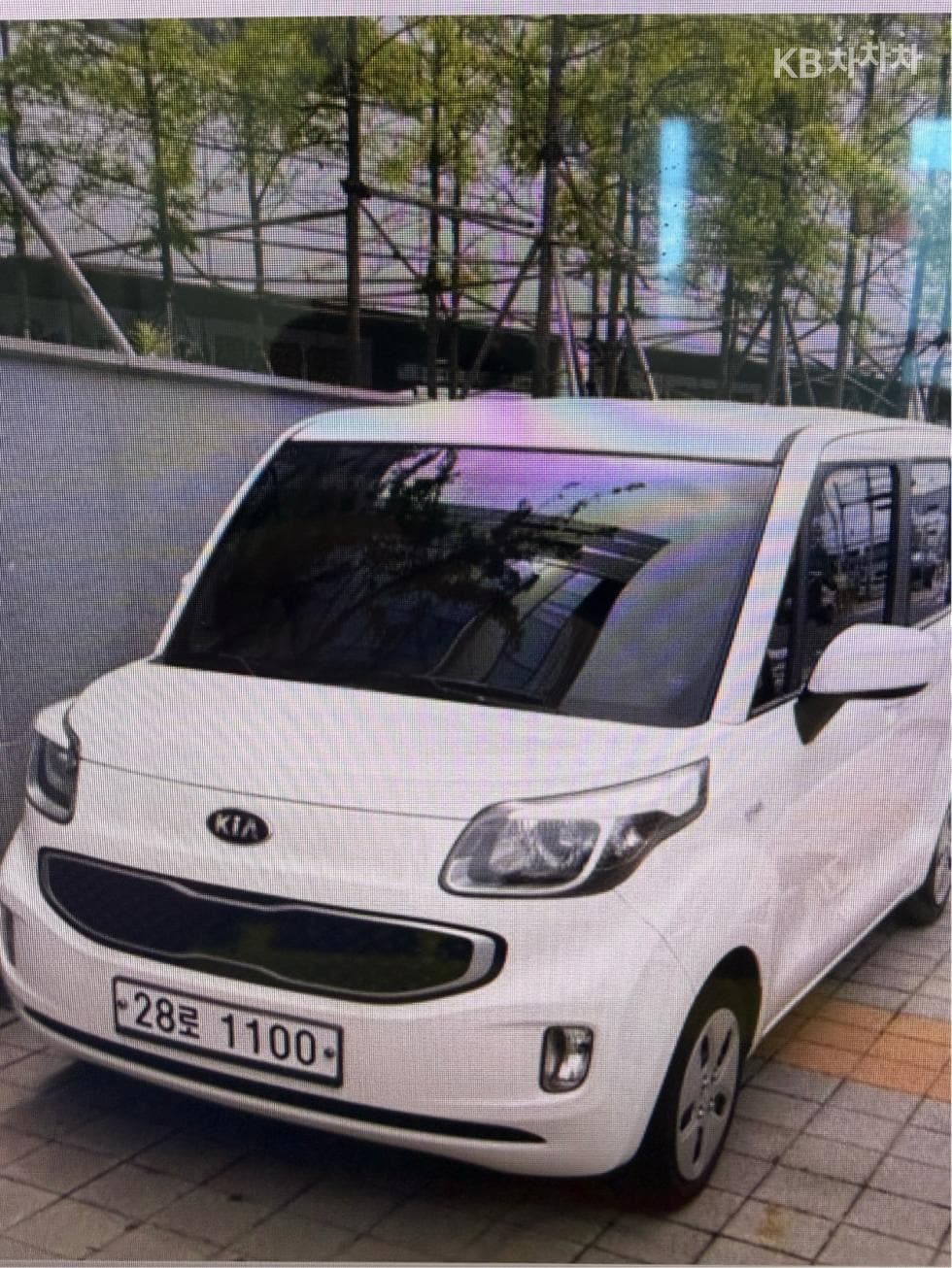 Kia Ray (van) 1.0 Gasoline Deluxe - Image 1