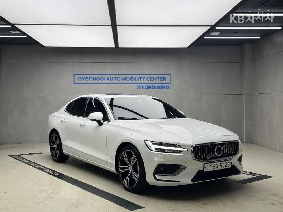 Volvo S60 3rd Gen 2.0 T5 Inscription - Image 1