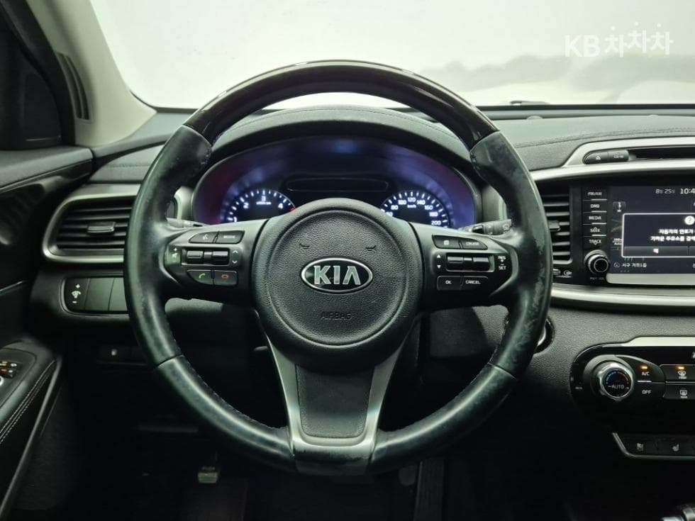 Киа All NewSorentoДизел 2.0 2WD Престиж - 9