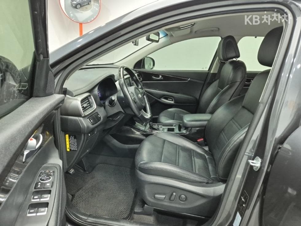 Киа All NewSorentoДизел 2.0 2WD Престиж - 11