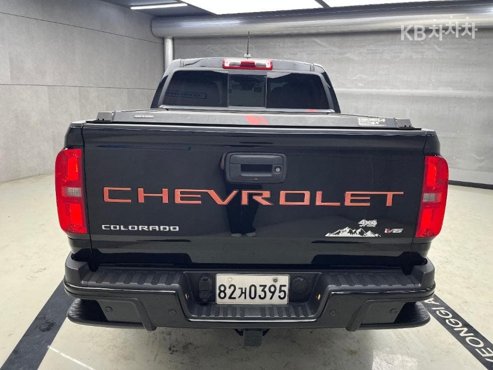 Джи Ем Корея Real New Colorado3.6L V6 4x4 Z71-X Midnight - 3
