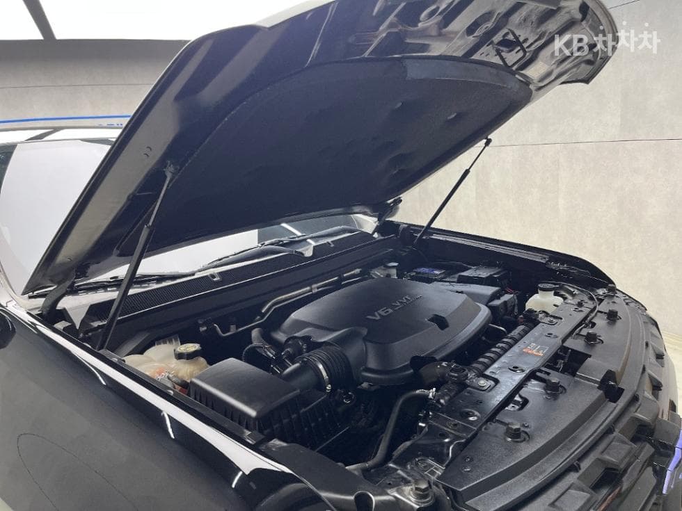 Джи Ем Корея Real New Colorado3.6L V6 4x4 Z71-X Midnight - 16