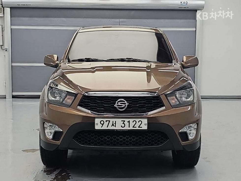KG Mobility The New (facelift) Korando Sports (pickup variant)2.2 CX7 4WD 클럽 - 2