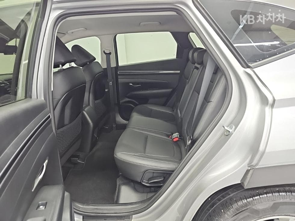 Hyundai The All New Tucson(NX (Lexus SUV)4)Diesel 2.0 4WD Modern - 12
