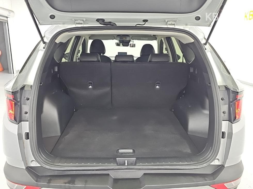 Hyundai The All New Tucson(NX (Lexus SUV)4)Diesel 2.0 4WD Modern - 17