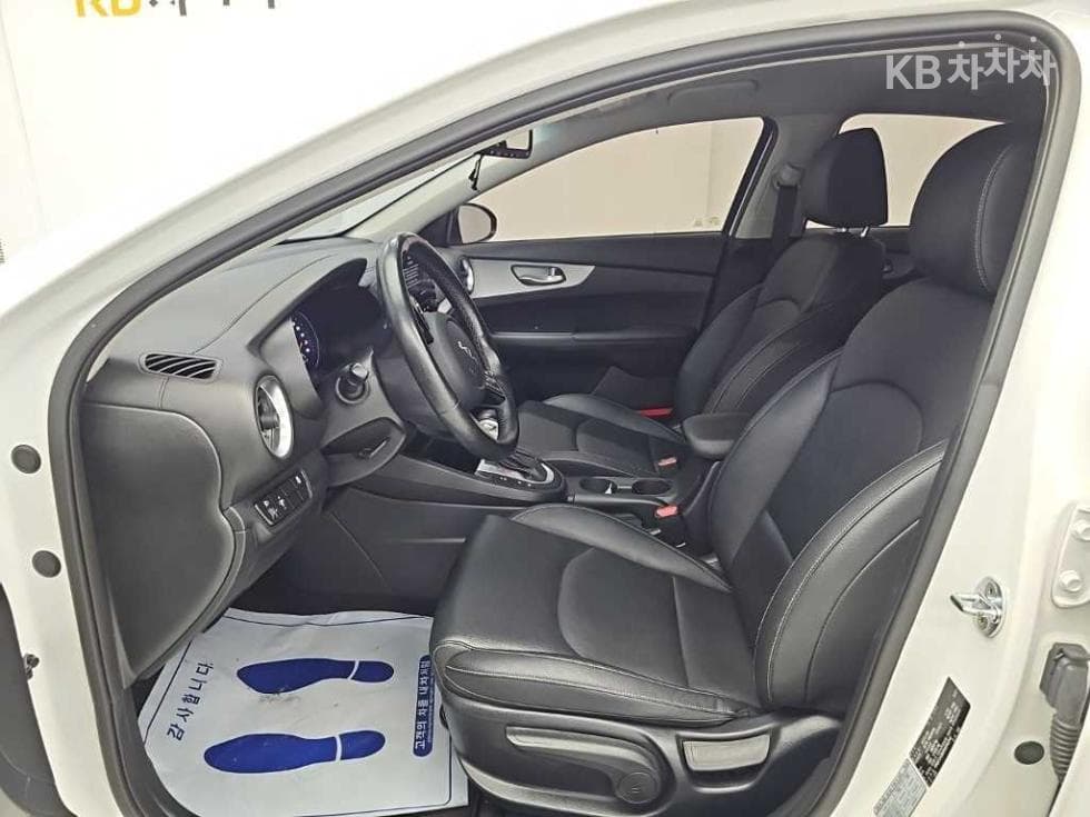 Kia The New (facelift) K3(BD)1.6 Gasoline Prestige - 11