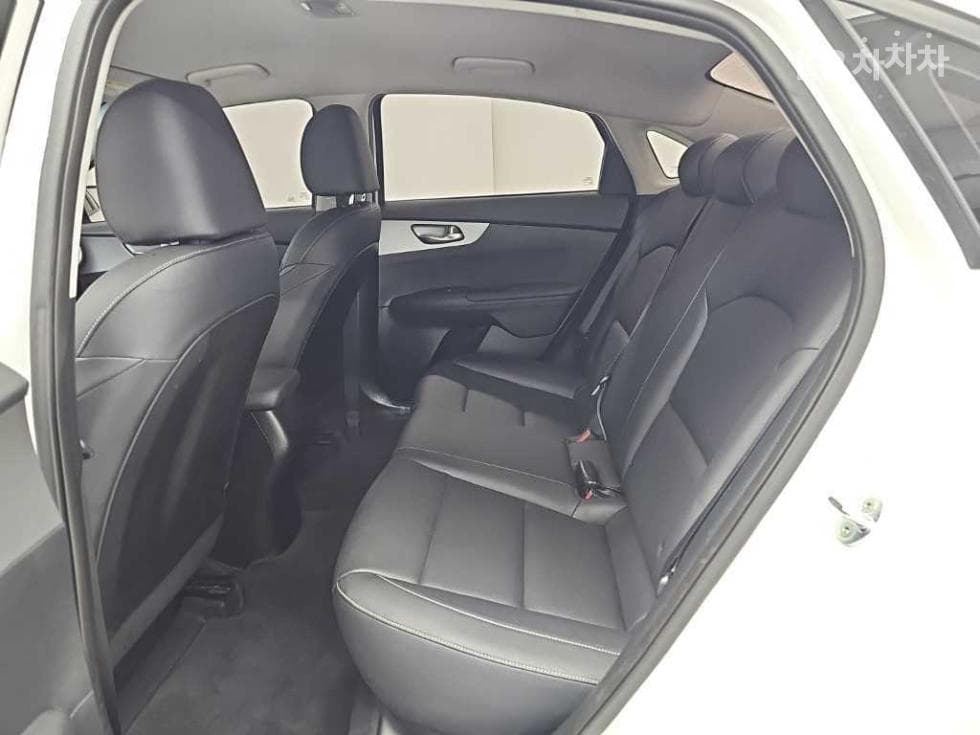Kia The New (facelift) K3(BD)1.6 Gasoline Prestige - 12