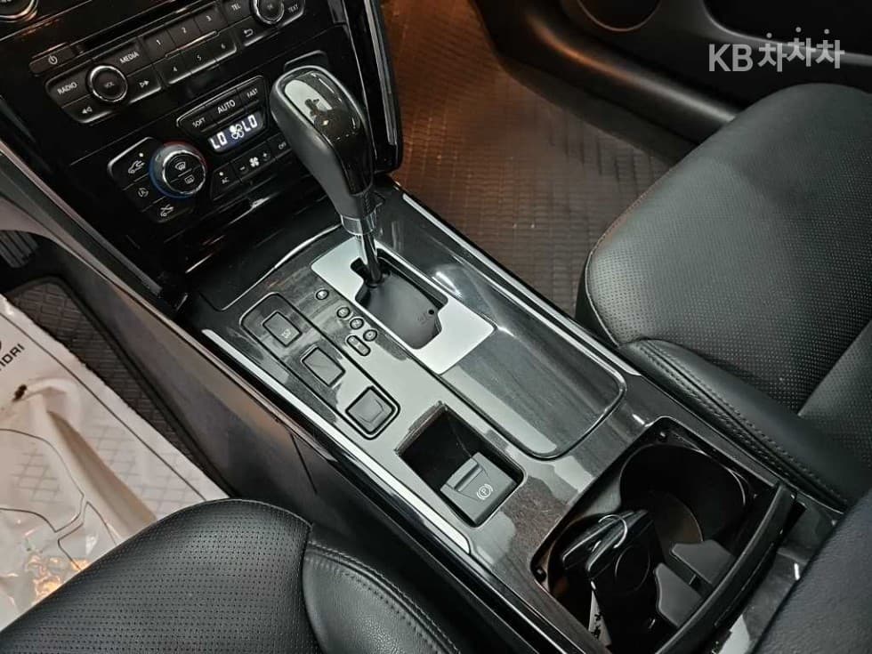 Рено Корея ALL New SM7 노바2.0 LPe За хора с увреждания - 8