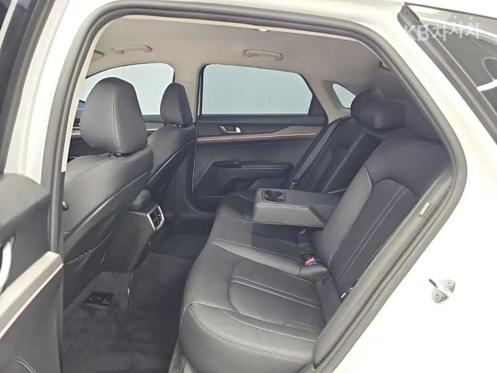 Kia The New (facelift) K5 3rd Gen2.0 Gasoline Prestige - 12